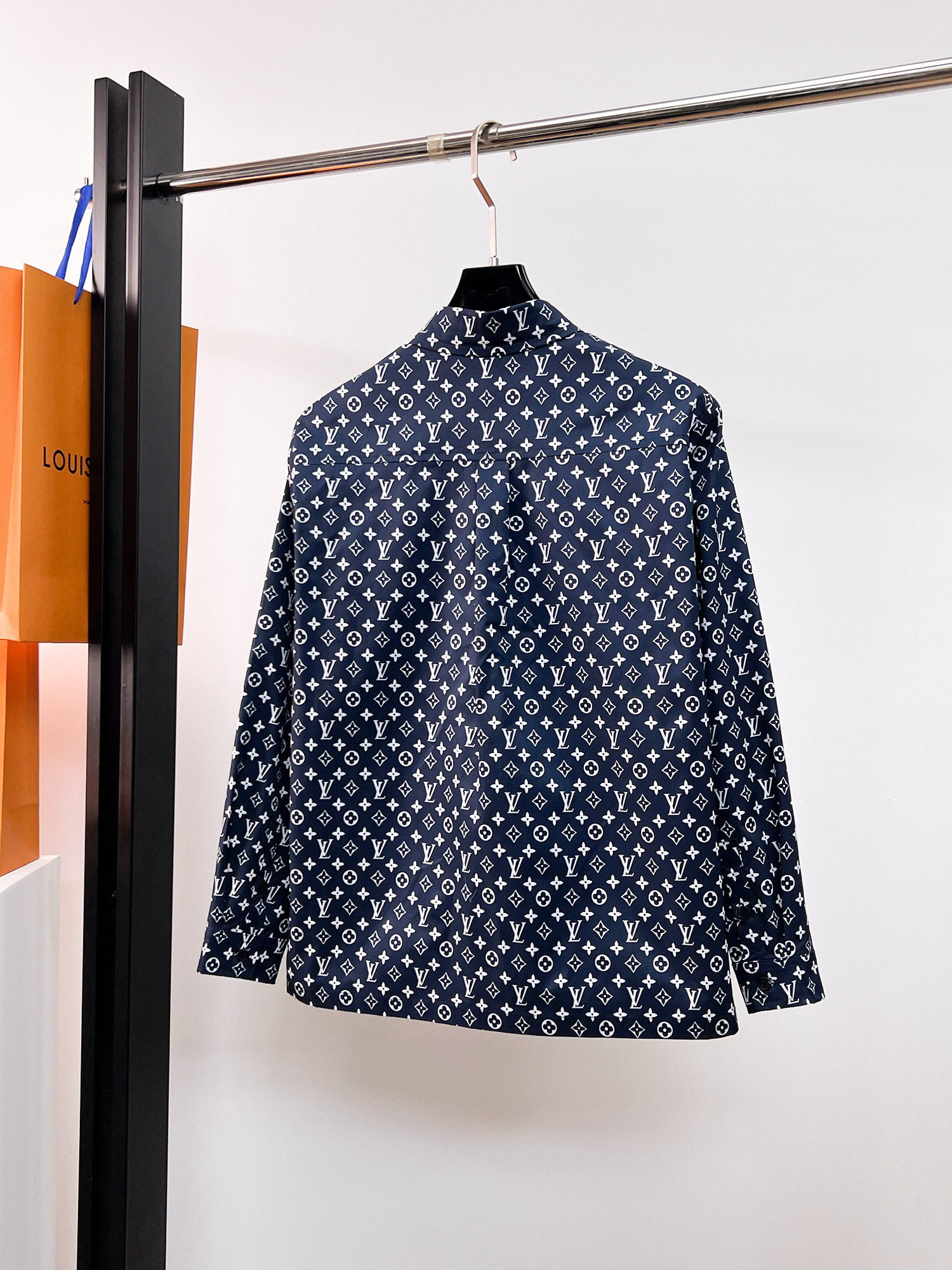 ルイ・ヴィトン「Louis Vuitton」2026 早春 コレクション シャツ