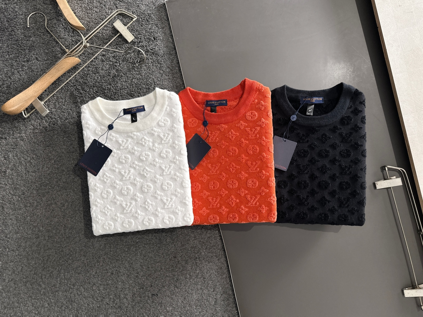 ルイ・ヴィトン「Louis Vuitton」春季新作ニット 長袖セーター