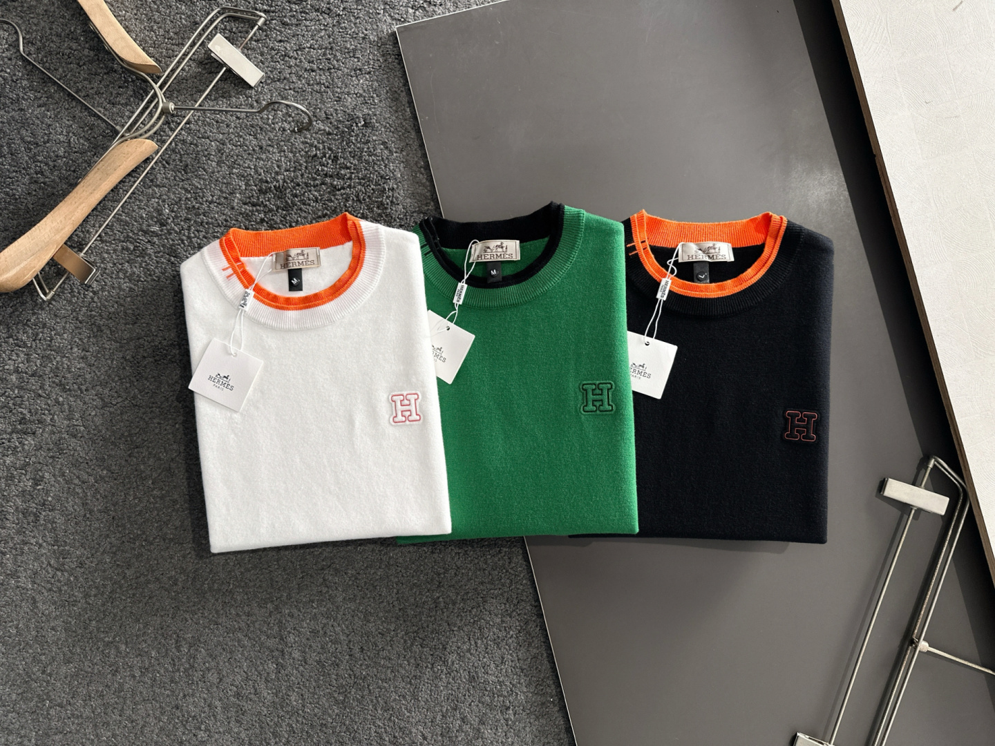 エルメス「Hermès」春季新作ラウンドネックスウェット