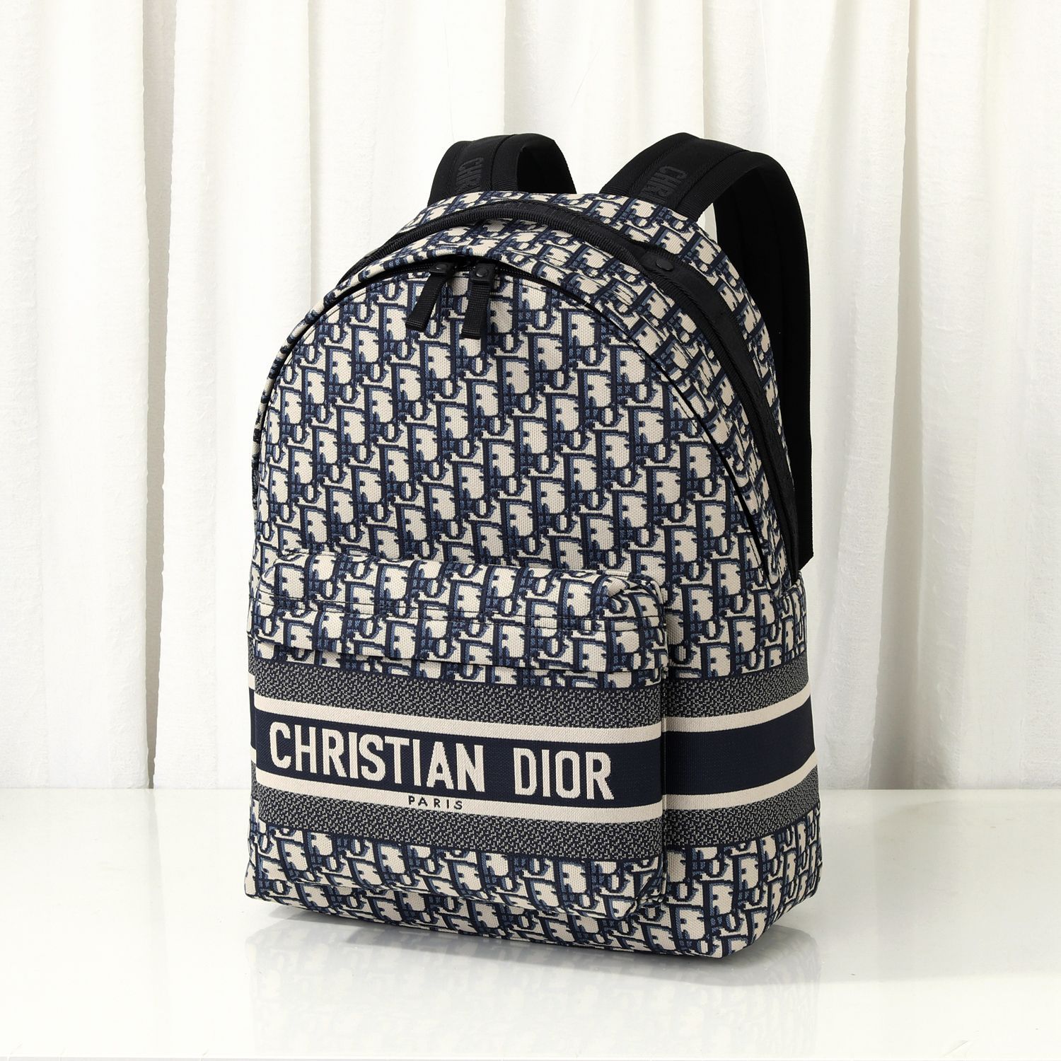 ディオール「Dior」Imported Oblique帆布 ダブルストラップ バックパック【中性デザイン×実用性】