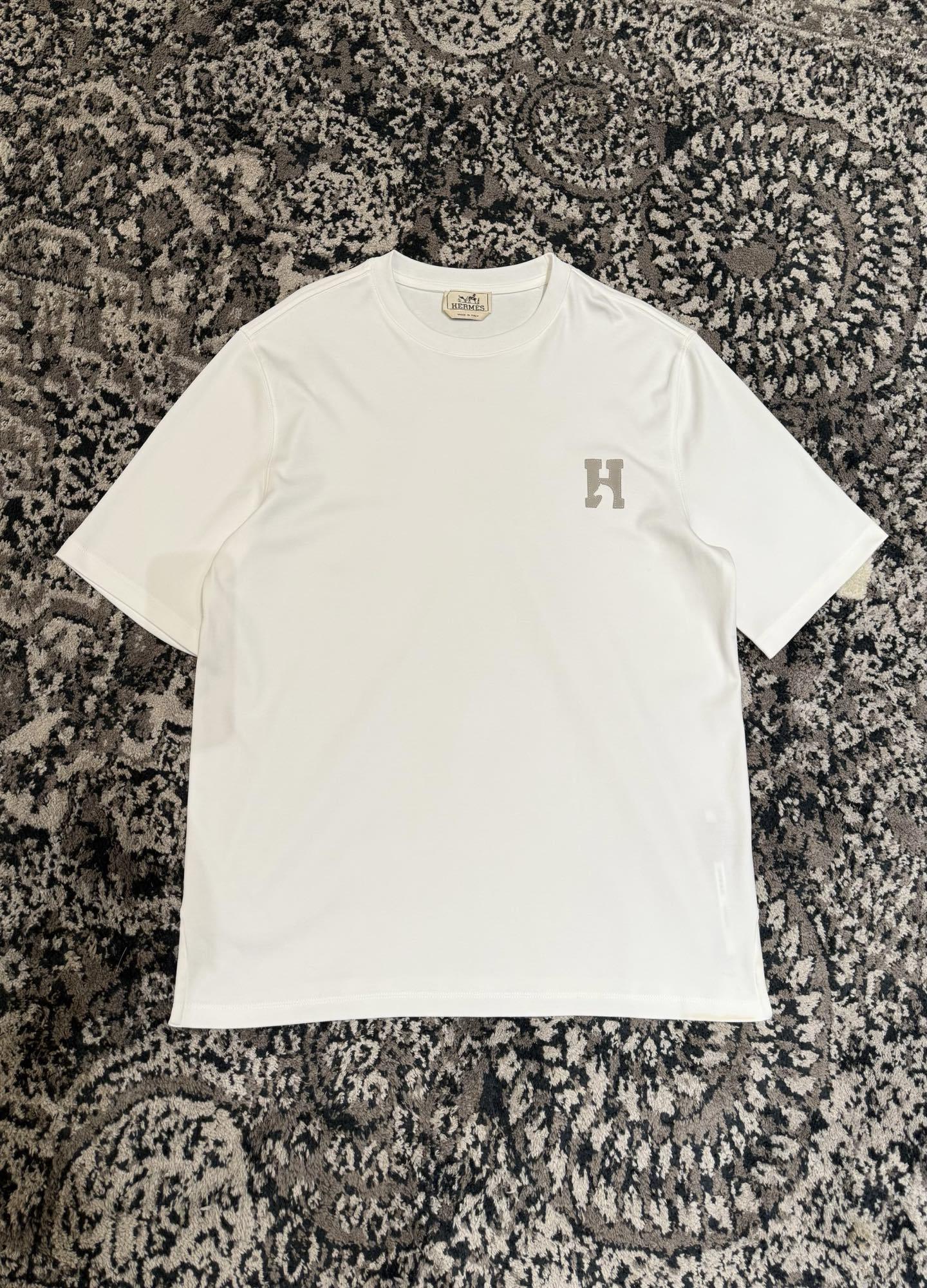 エルメス「Hermès」 クルーネックTシャツ 軽やかな着心地 春夏新作