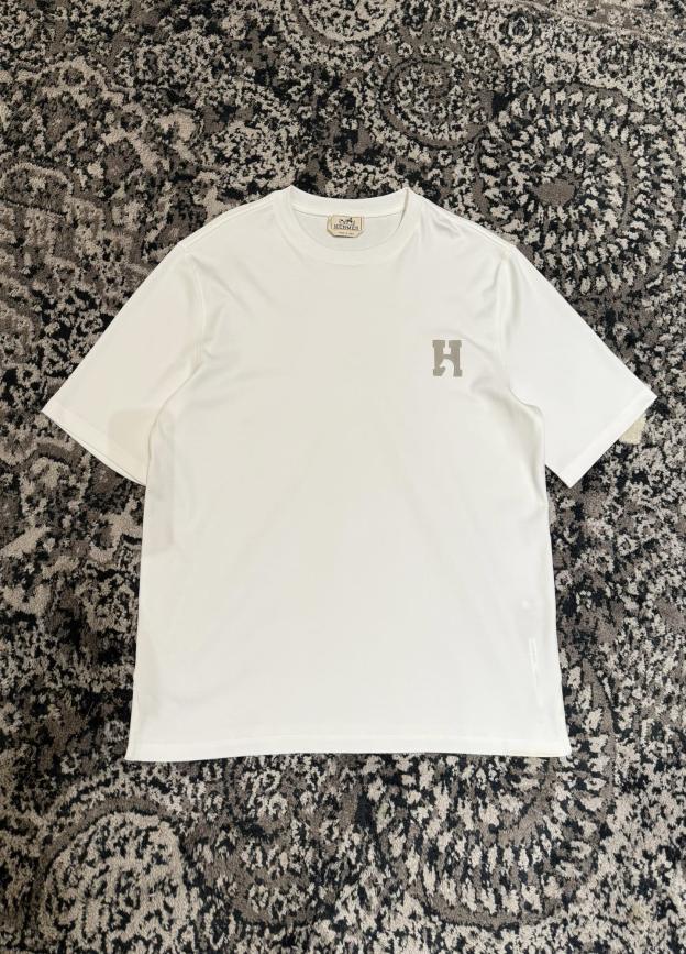 エルメス「Hermès」 クルーネックTシャツ 軽やかな着心地 春夏新作