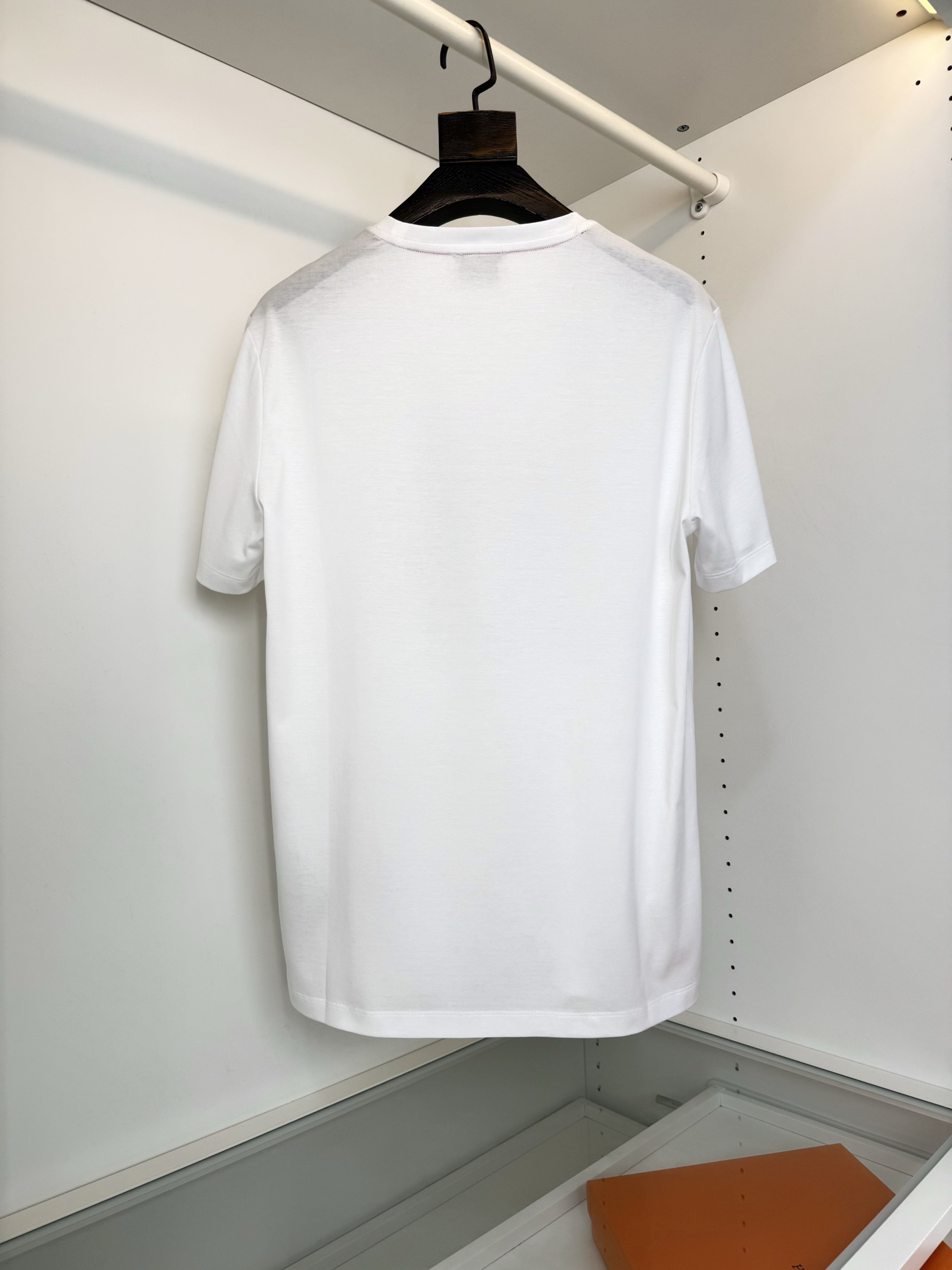 エルメス「Hermès」 クルーネックTシャツ 軽やかな着心地 春夏新作