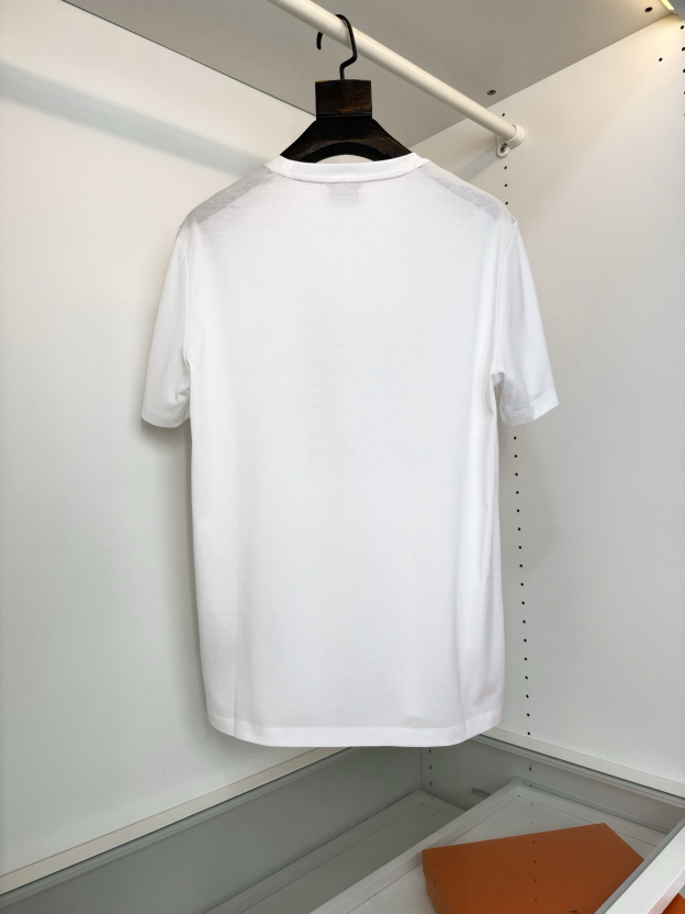 エルメス「Hermès」 クルーネックTシャツ 軽やかな着心地 春夏新作