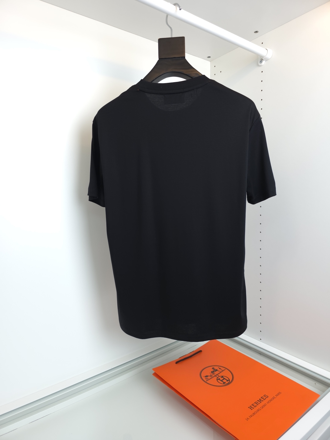 エルメス「Hermès」 クルーネックTシャツ 軽やかな着心地 春夏新作
