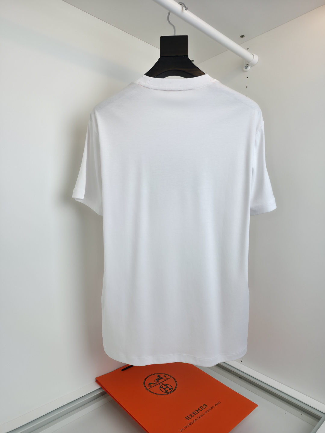 エルメス「Hermès」 クルーネックTシャツ 軽やかな着心地 春夏新作