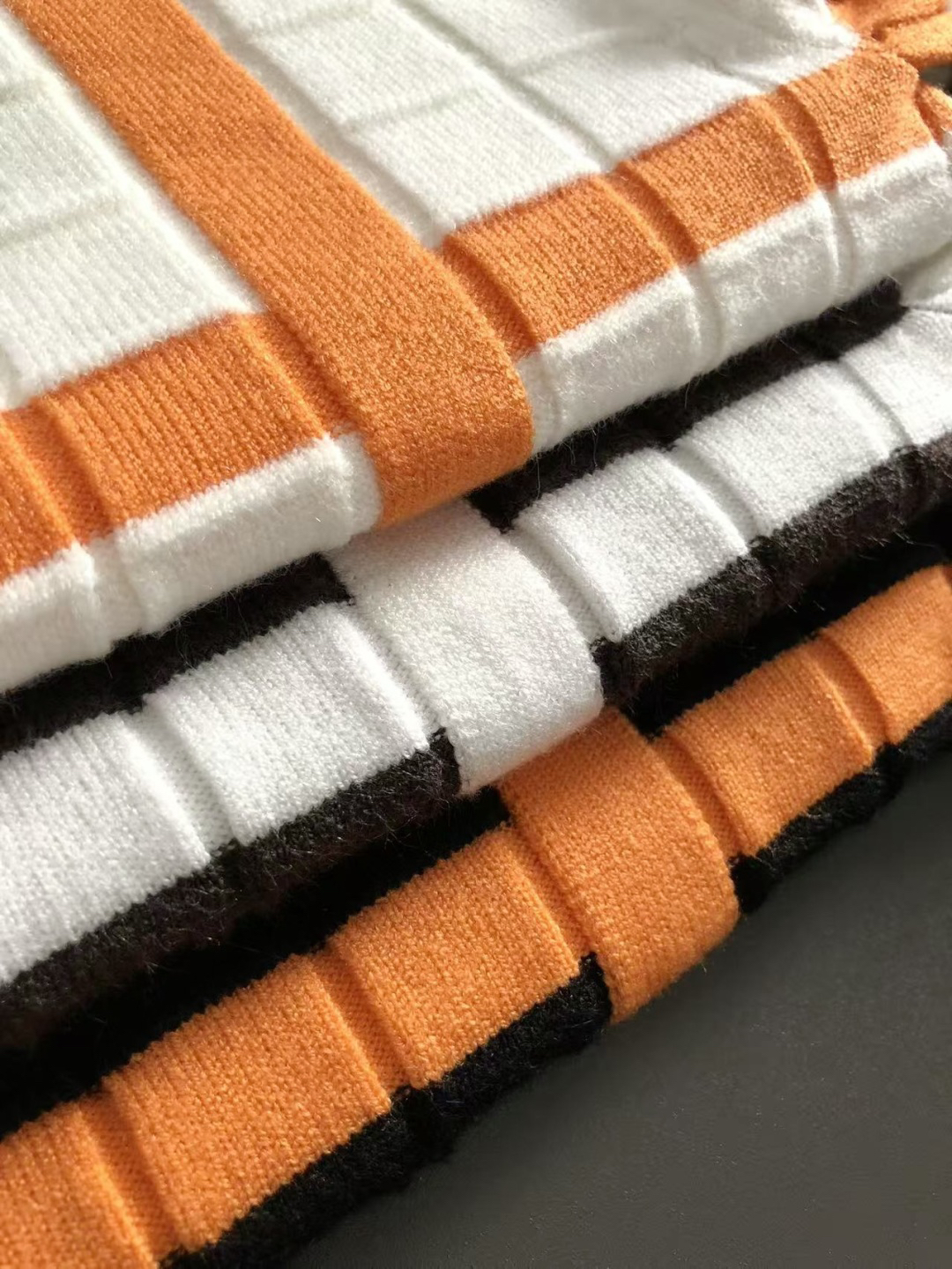 エルメス「Hermès」秋冬新作ラウンドネックスウェット