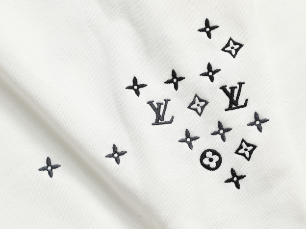 ルイ・ヴィトン「Louis Vuitton」スウェット(ユニセックス)