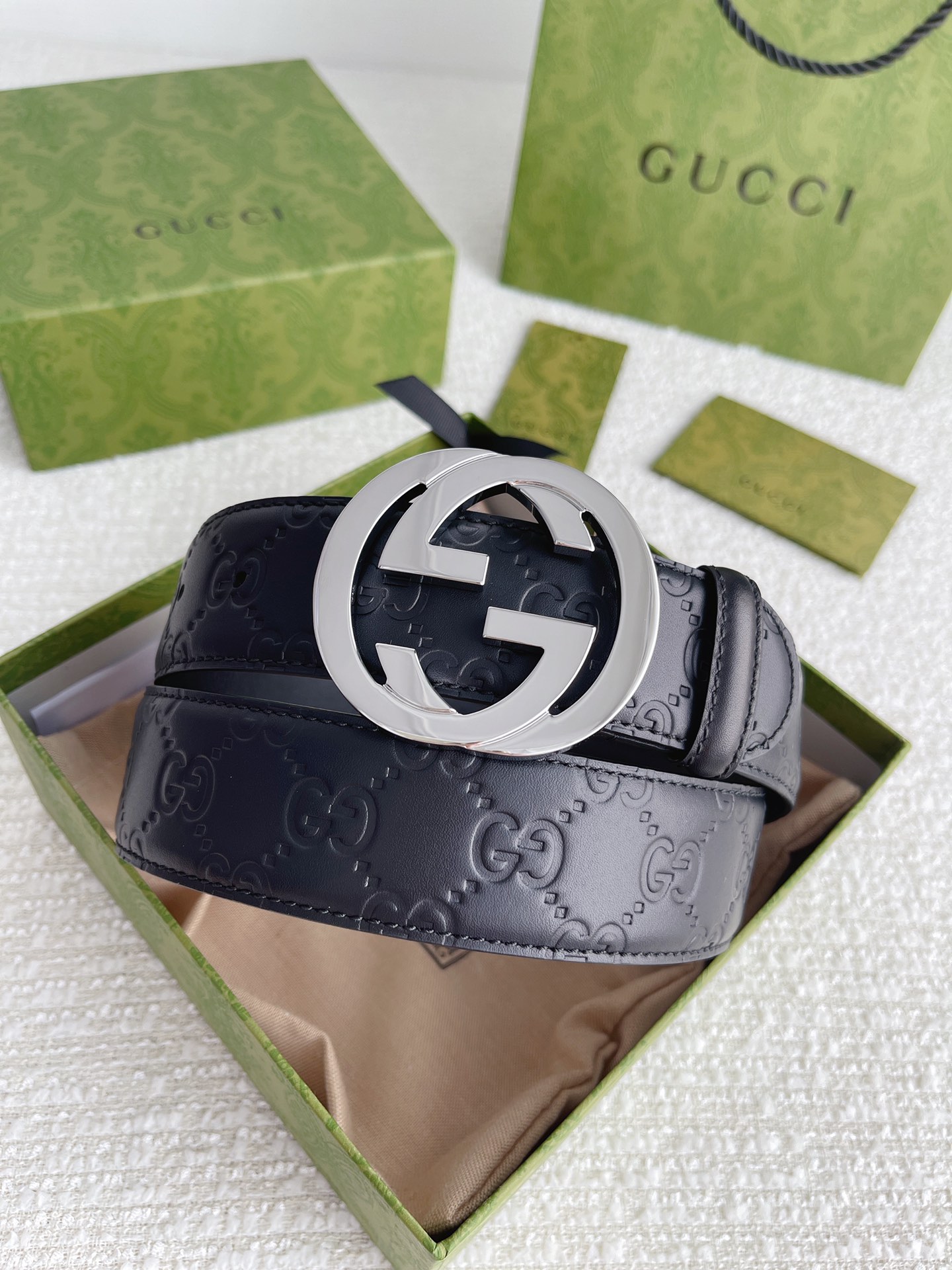 グッチ「Gucci」インターロッキングG バックル付き ワイドベルト
