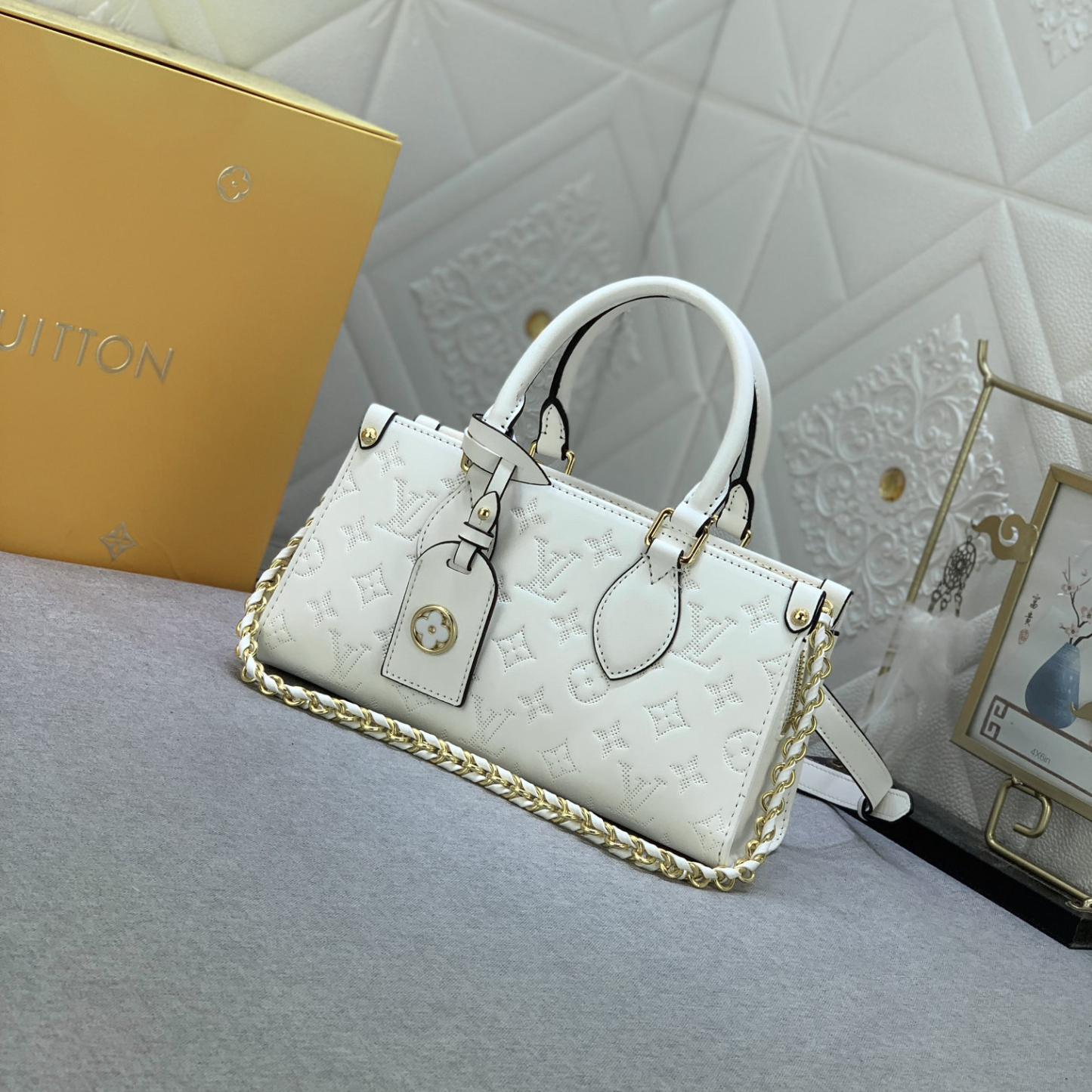 ルイ・ヴィトン「Louis Vuitton」オンザゴー EW 4色