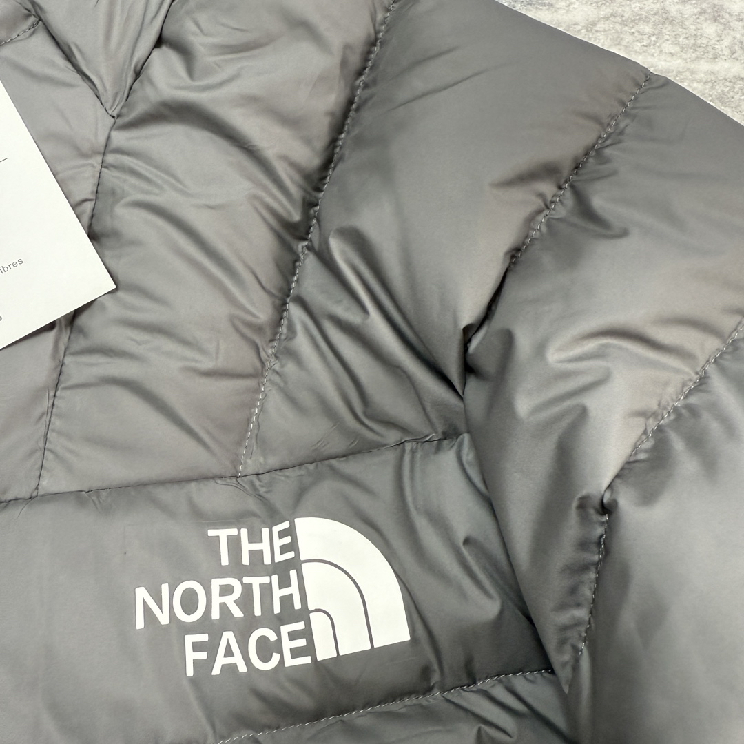 ザ・ノースフェイス メンズ フード付きダウンジャケット、ふんわりアウトドア登山ハイキング通勤ウェア