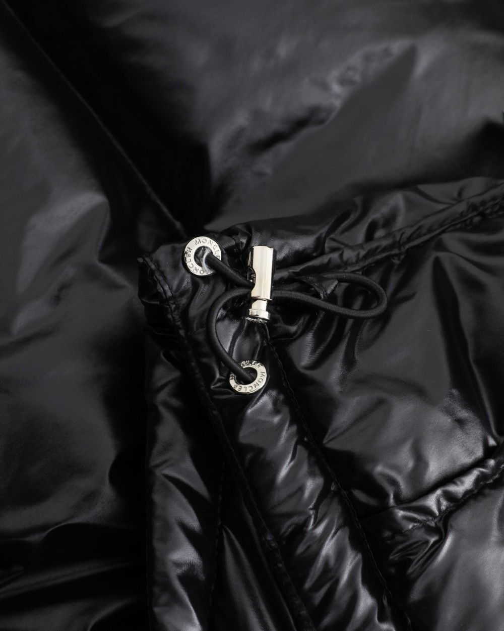 モンクレール メンズ 三色織りテープカラーストライプショートダウンジャケット