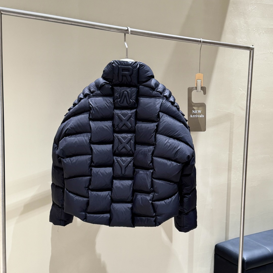 モンクレール「Moncler」 2025 サマージャケット