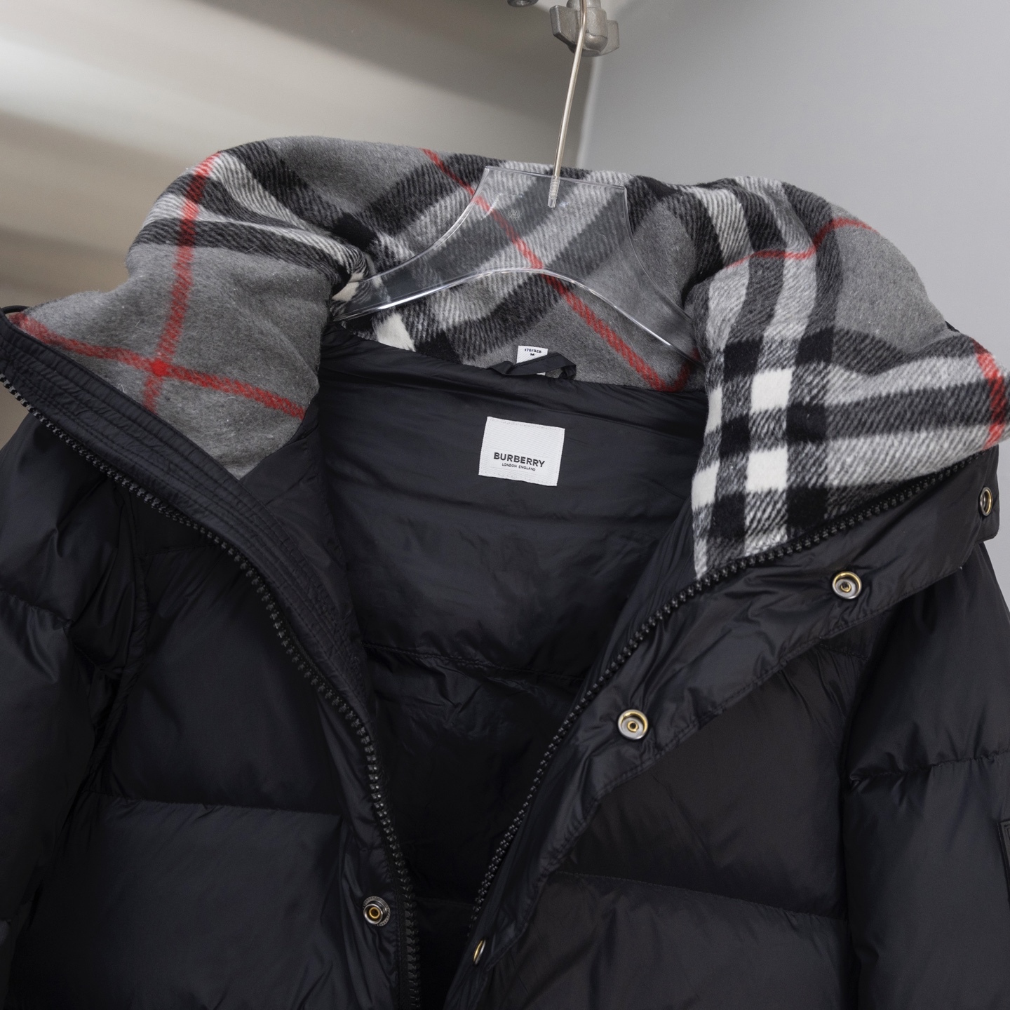 バーバリー「Burberry」秋冬メンズファッションダウンジャケット