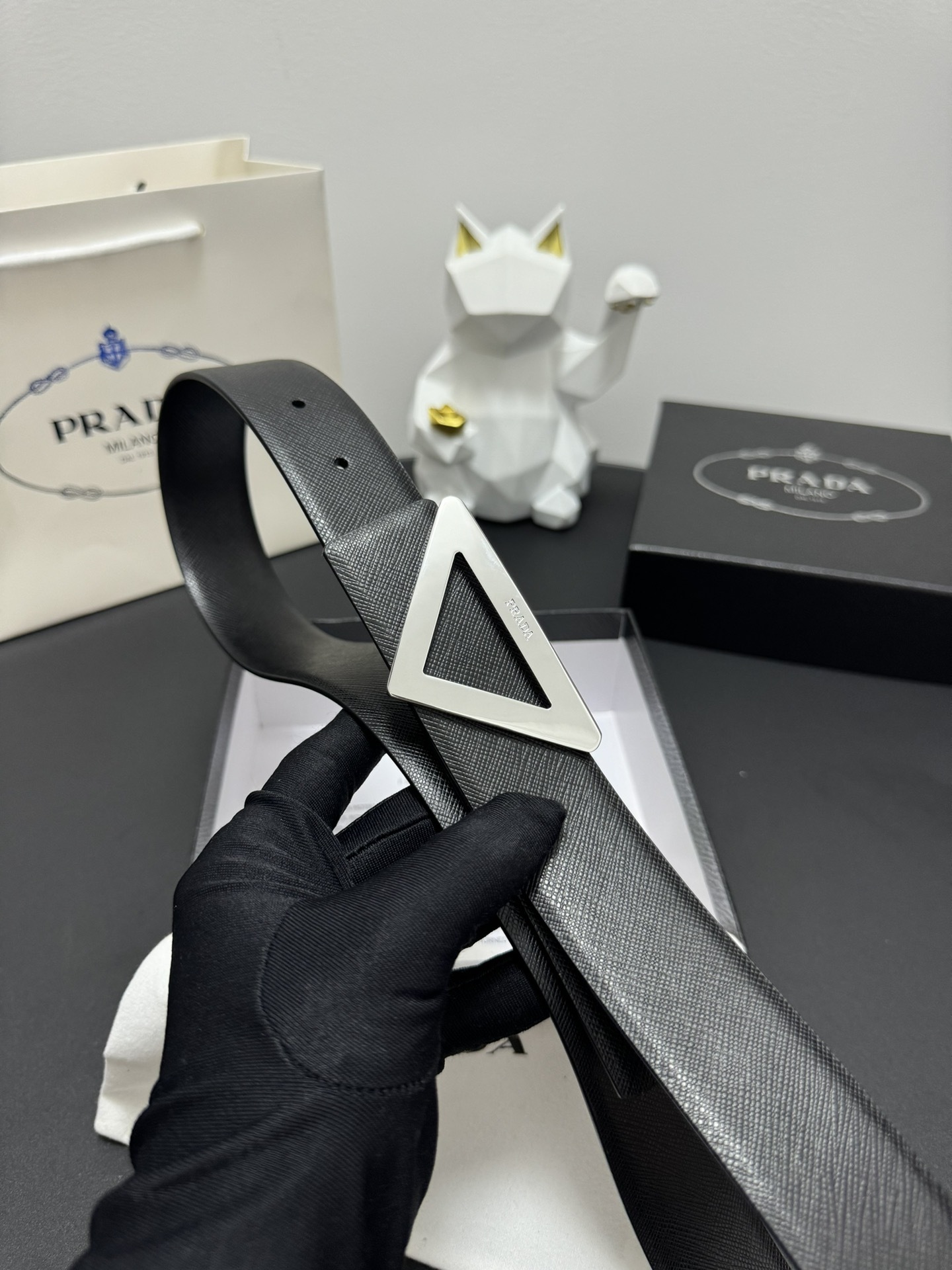 【高級品倉庫到着】Prada イタリアンビジネスベルト「全長約 100cm」