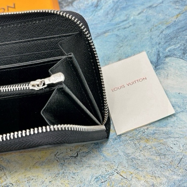 ルイ・ヴィトン「Louis Vuitton」ジップアラウンド ウォレット