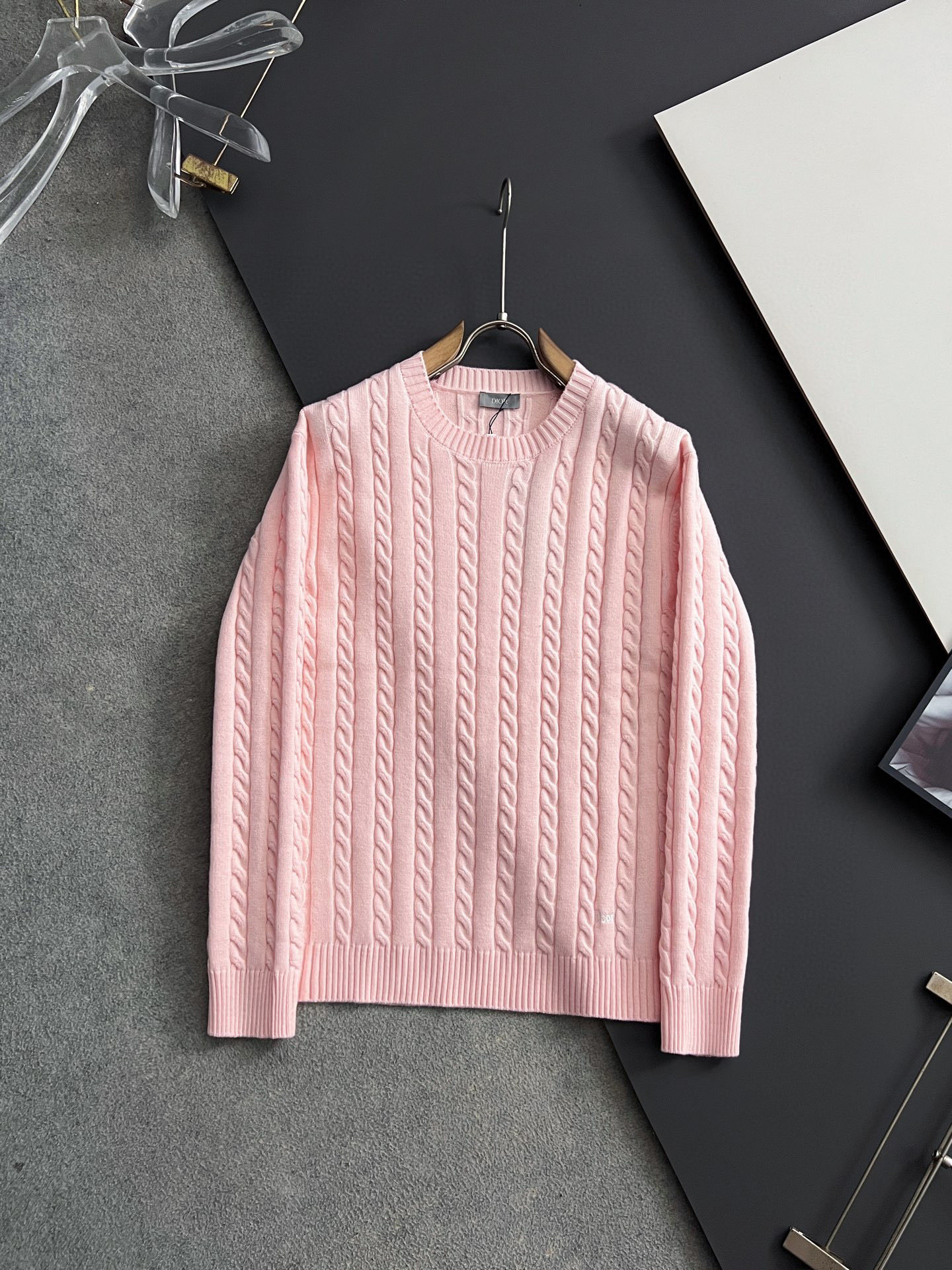ディオール「Dior」秋冬ジャージーウールニットセーター