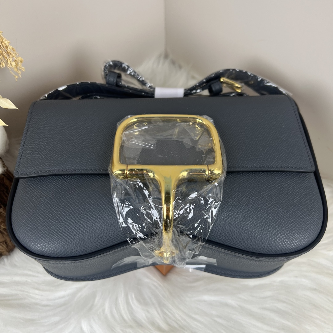 【厳選新入荷】エルメス Della Cavalleria Elan サドル金具クロスボディバッグ「乗馬モチーフ本革ショルダー」