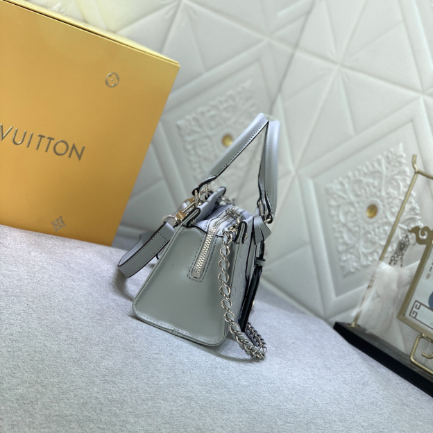 ルイ・ヴィトン「Louis Vuitton」オンザゴー EW 4色