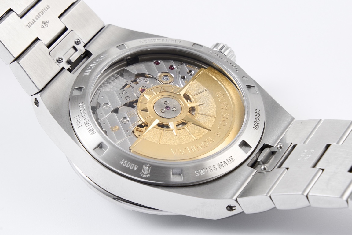 ヴァシュロン・コンスタンタン オーヴァシーズ 41mm