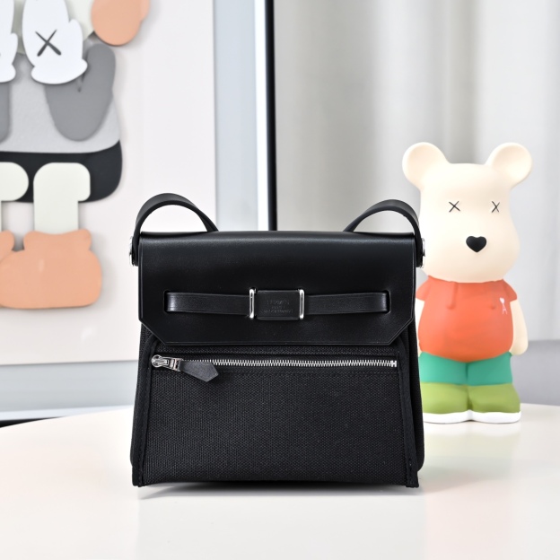 エルメス「Hermès」ミニ ハーバッグ メッセンジャー 20「Mini Herbag Bag」