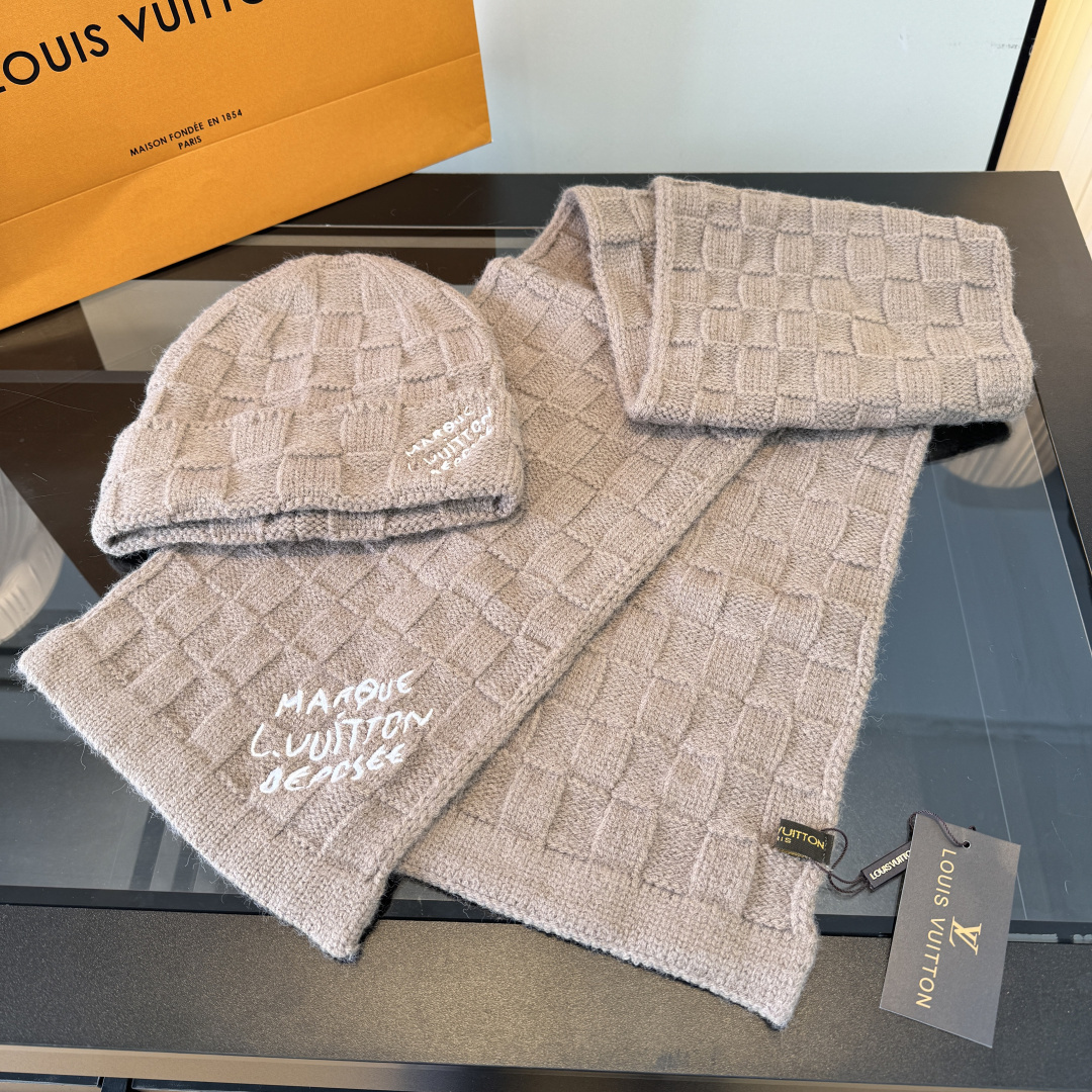 【希少逸品】ルイ・ヴィトン 秋冬 防寒アクセサリー マフラー＆ハットセット
