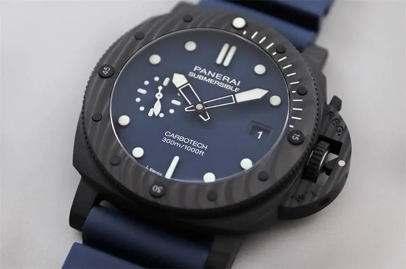 パネライ「Panerai」Submersible PAM00960 メンズ自動巻きクロノグラフ42MM