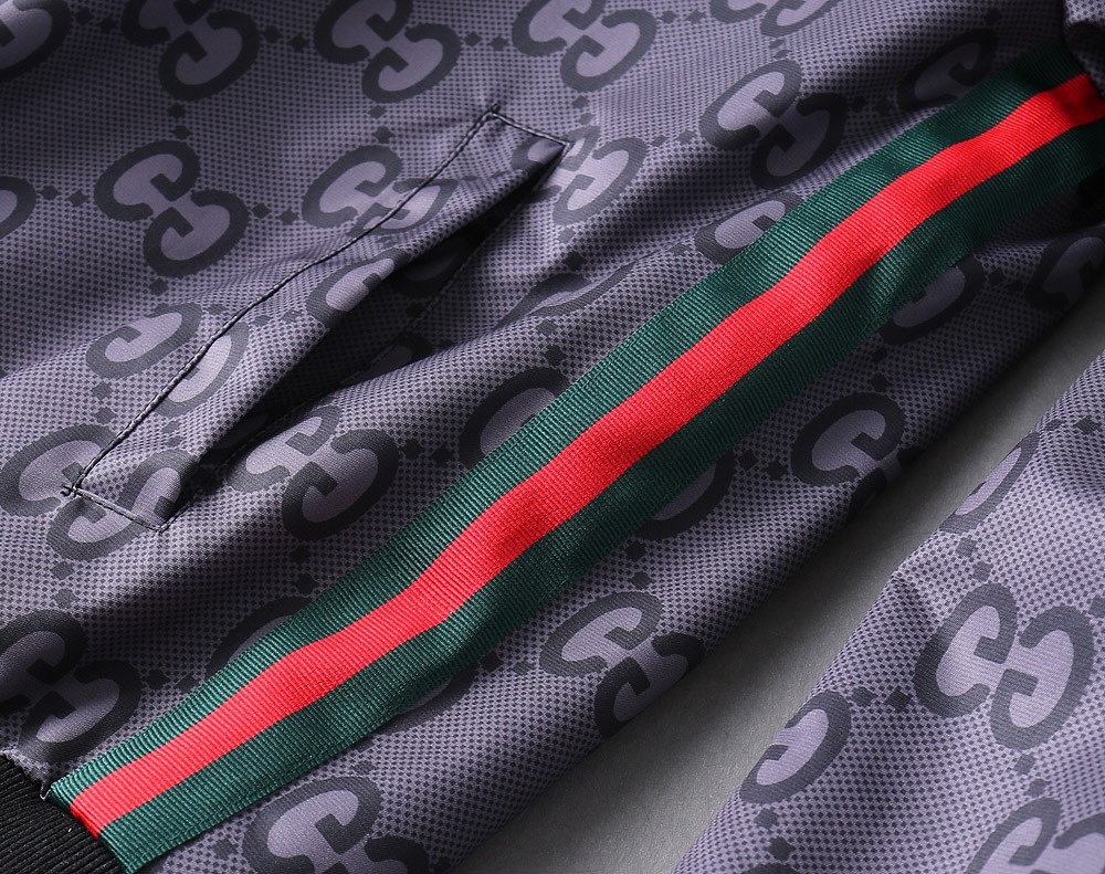 グッチ「Gucci 」秋冬新作メンズフード付きジャケット