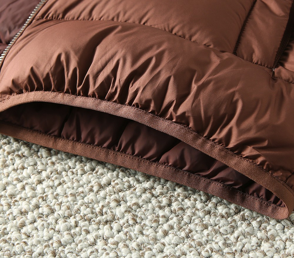 グッチ「Gucci」秋冬ダウンジャケット スタンドカラー