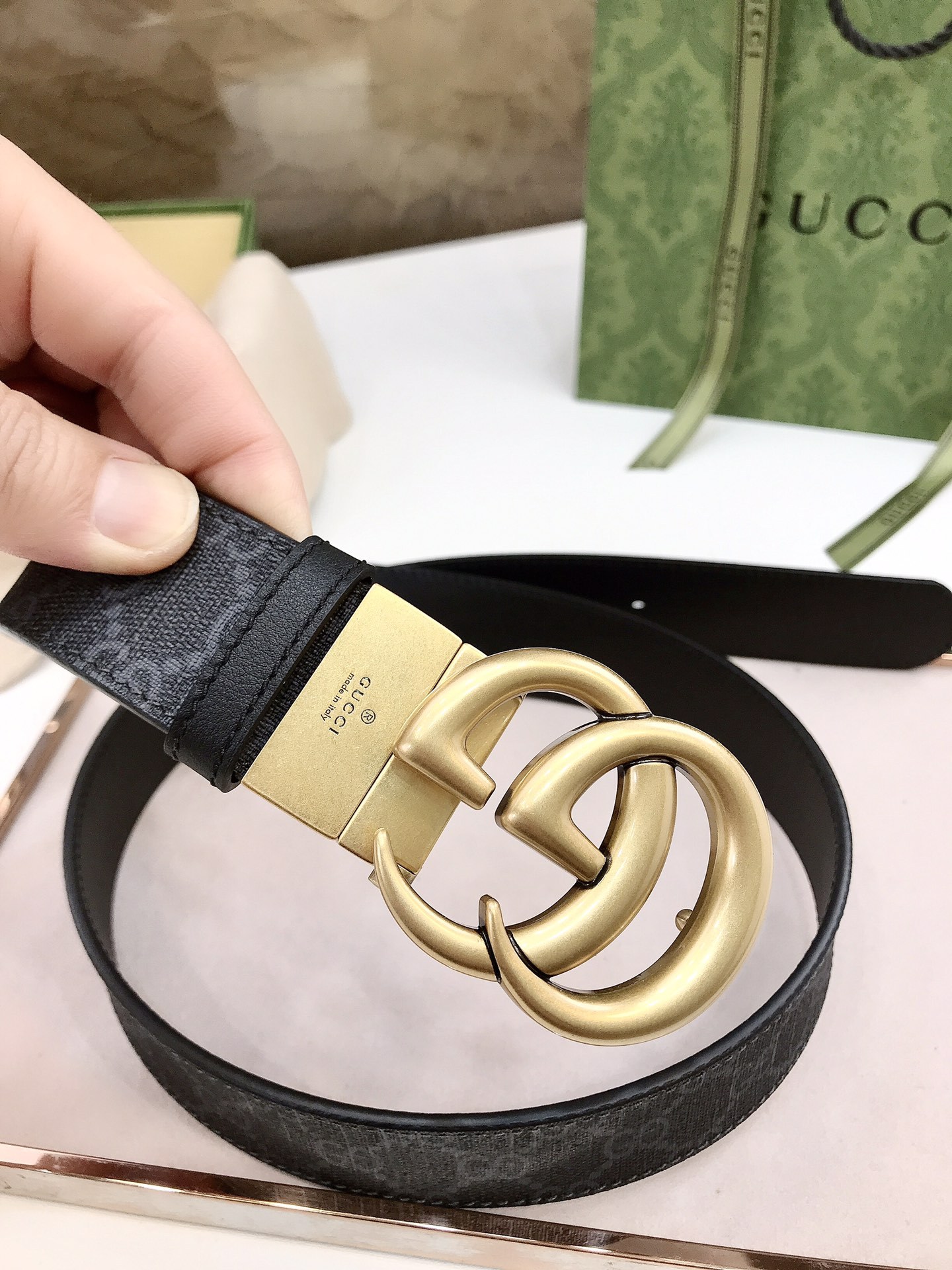【在庫新登場】Gucci イタリアンテイストベルト「全長約 100cm」