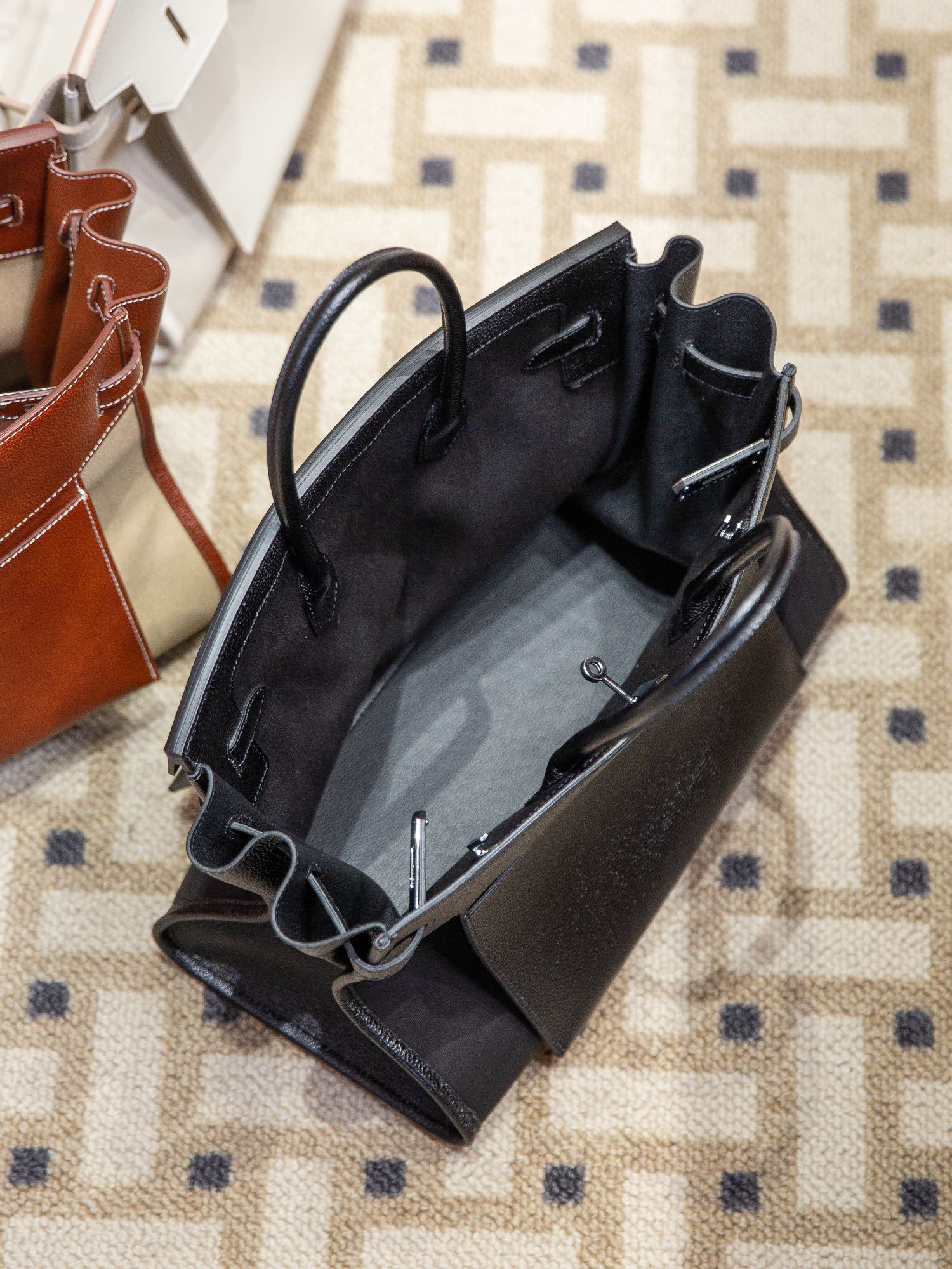 エルメス バーキン アランヴェール 35「Birkin à l'envers Bag」