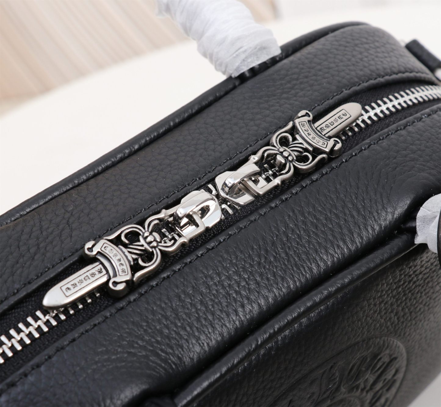 クロムハーツ「Chrome Hearts」ミニハンドバッグ