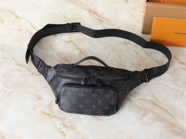 ルイ・ヴィトン ラッシュ･バムバッグ