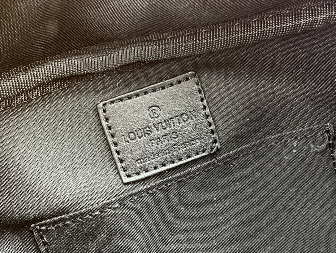 ルイ・ヴィトン「Louis Vuitton」S Lock メッセンジャーバッグ