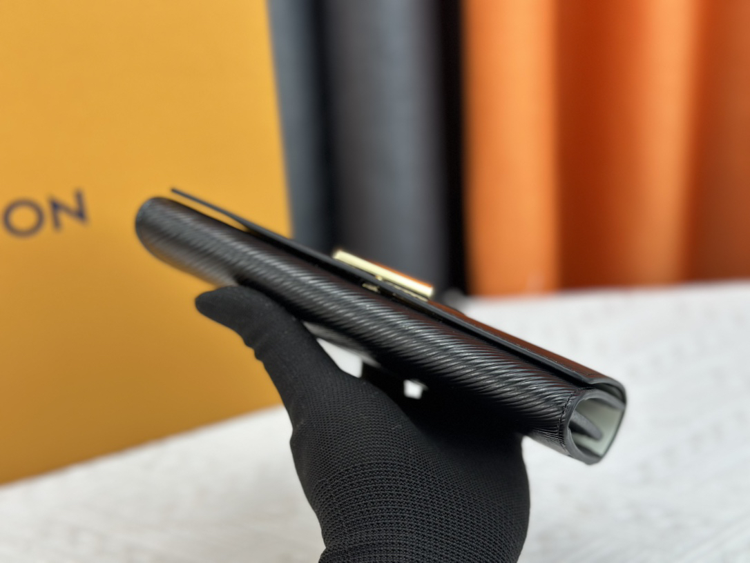 ルイ・ヴィトン「Louis Vuitton」ポルトフォイユ･ツイスト