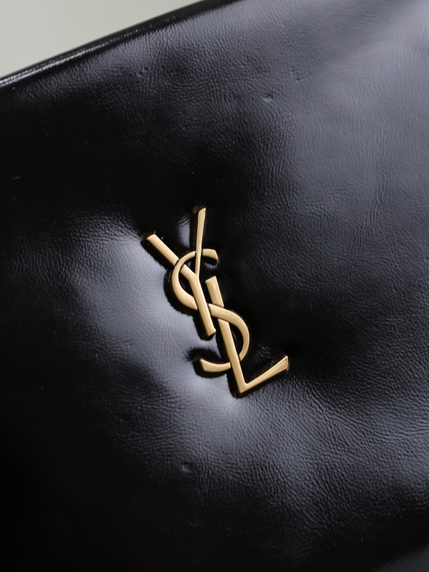 サンローラン「Saint Laurent」CALYPSO オイルドレザー クラッチバッグ
