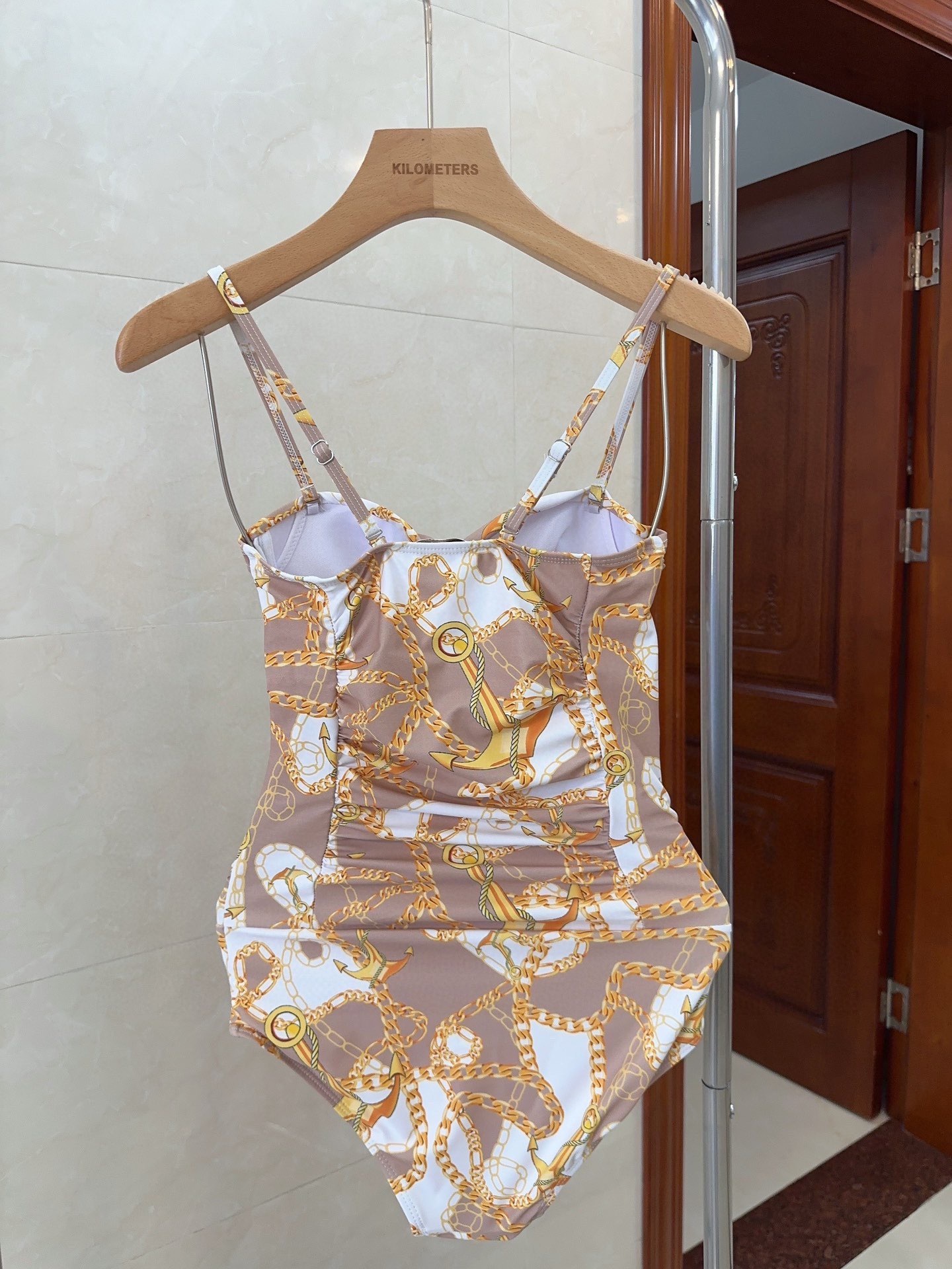 エルメス「Hermès」ワンピース水着「2025夏季限定・人気プレミアムスイム登場！」