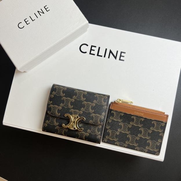 セリーヌ「Celine」スモール フラップウォレット トリオンフ / シャイニーカーフスキン