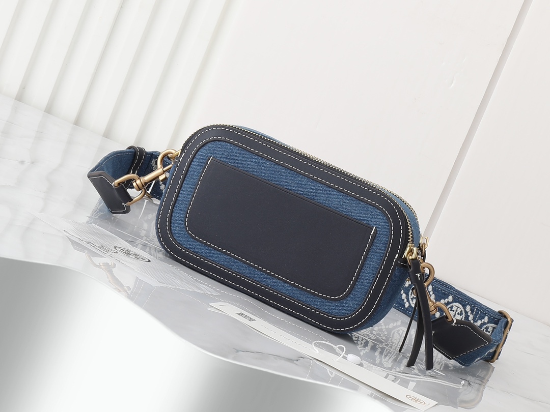 トリー バーチ「Tory Burch」ミラー デニム カメラバッグ ショルダー/クロスボディ デニムブルー