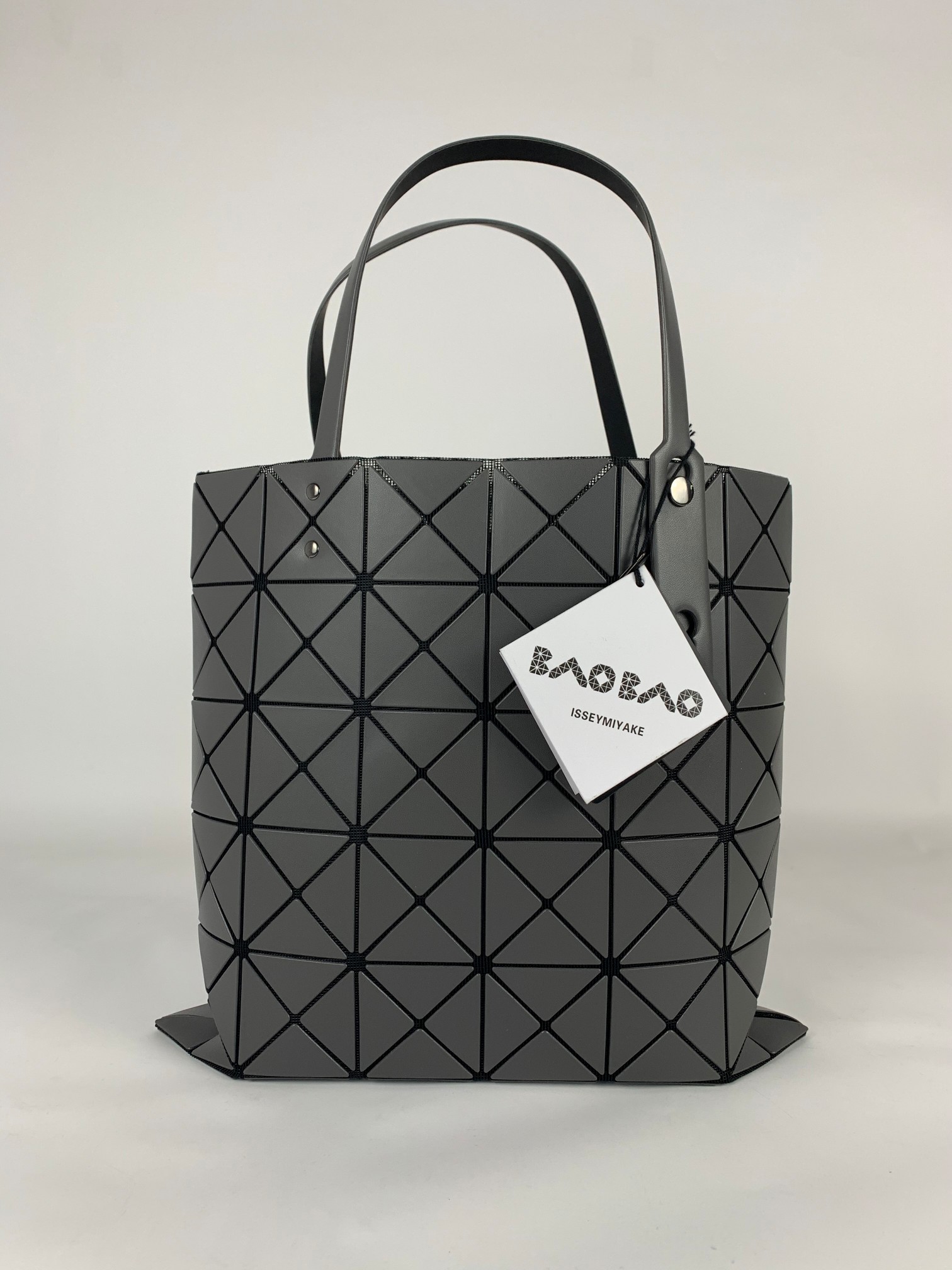 イッセイ・ミヤケ「Issey Miyake」 6ポケットマットトートバッグ