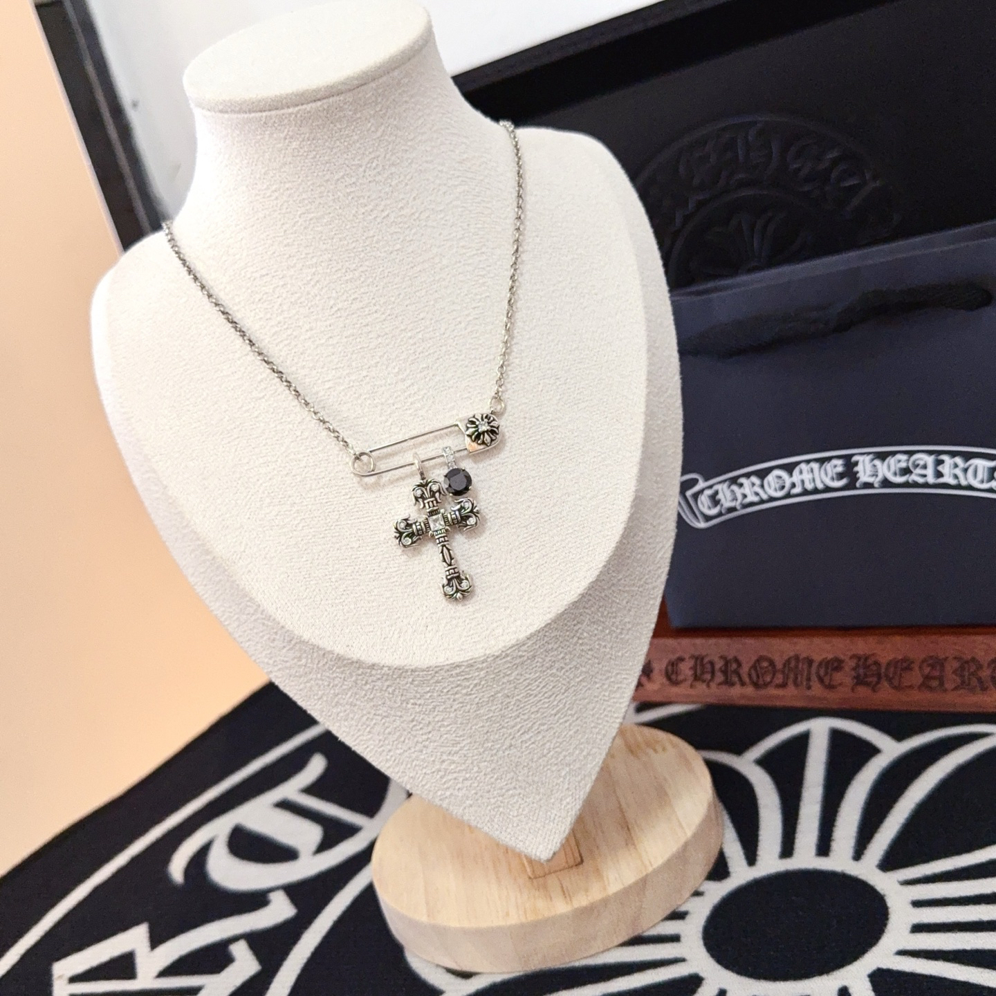 クロムハーツ「Chrome Hearts」シンプルペンダントネックレス - ユニセックス