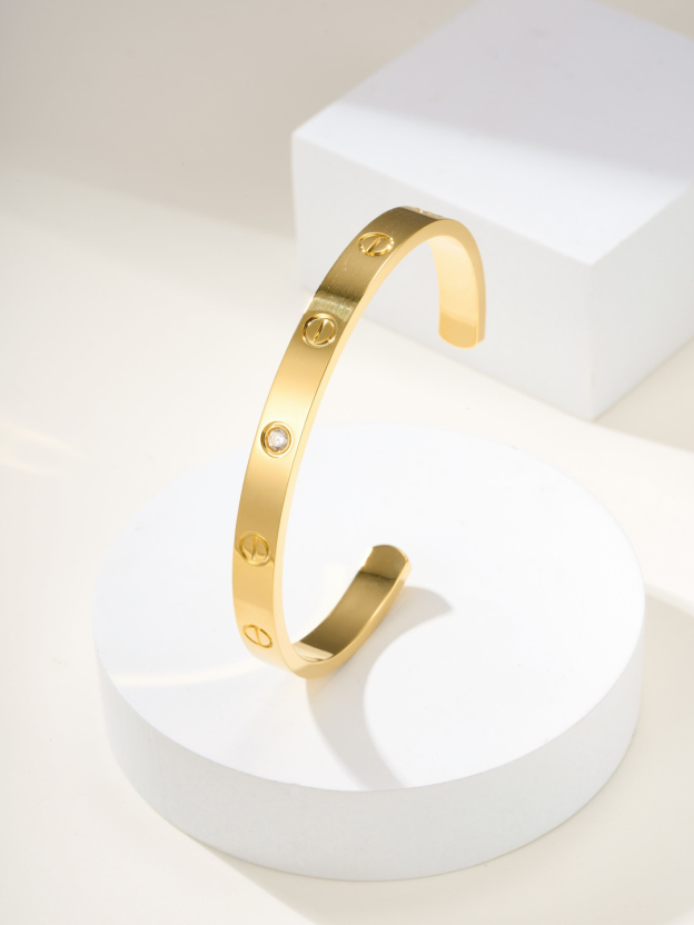 カルティエ「Cartier」ラブ オープンブレスレット