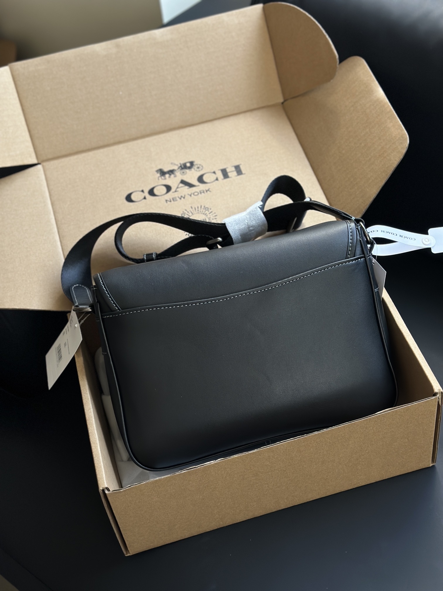 コーチ「Coach」 Racer メンズ メッセンジャーバッグ