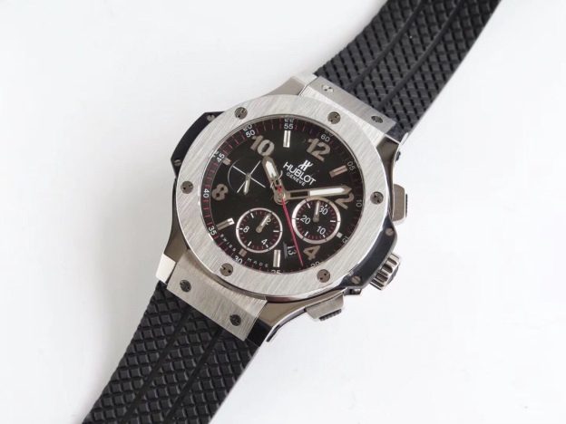 ウブロ「Hublot」ビッグバン クロノグラフ ウォッチ 44mm