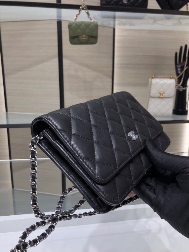 シャネル「Chanel」 ウォレット オン チェーン