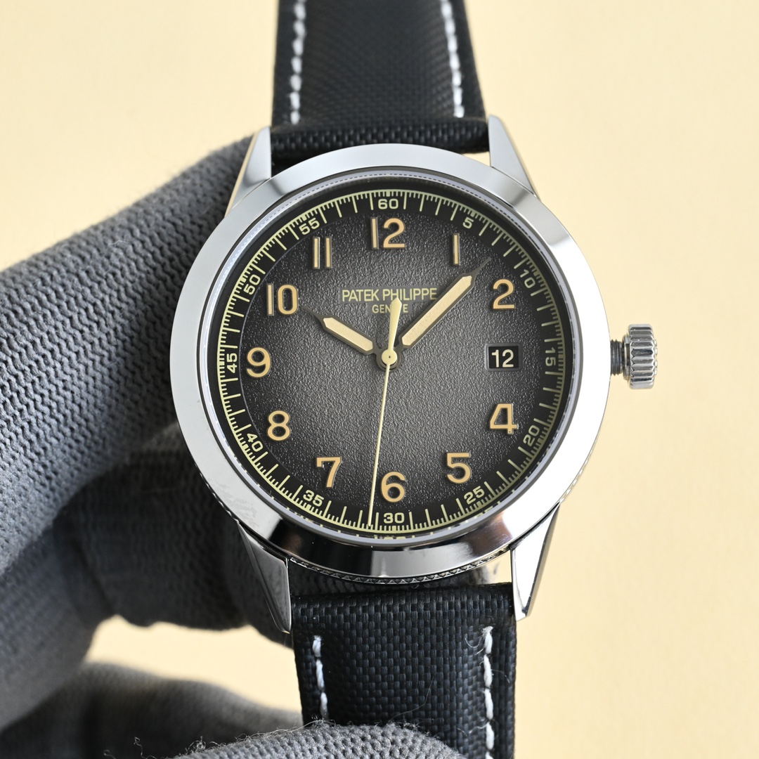 パテックフィリップ［Patek Philippe］カラトラバ ホワイトゴールド 40MM 2色