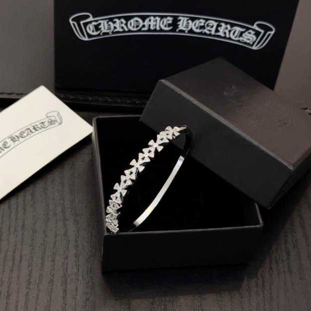 クロムハーツ「Chrome Hearts」ブレスレット - ヴィンテージ＆ロックテイスト ペア用