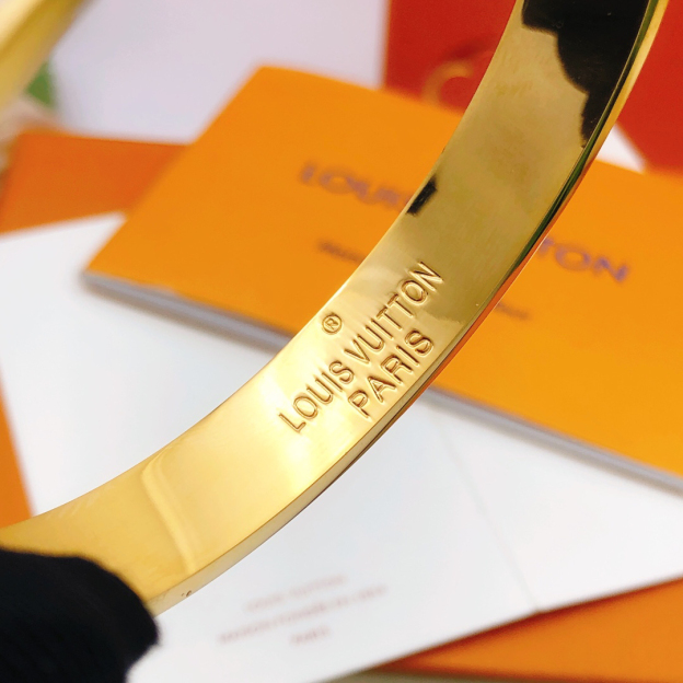 ルイ・ヴィトン「Louis Vuitton」モノグラム ゴールド ブレスレット