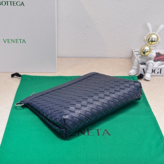 ボッテガ・ヴェネタ「Bottega Veneta」Intrecciato メンズクラッチバッグ