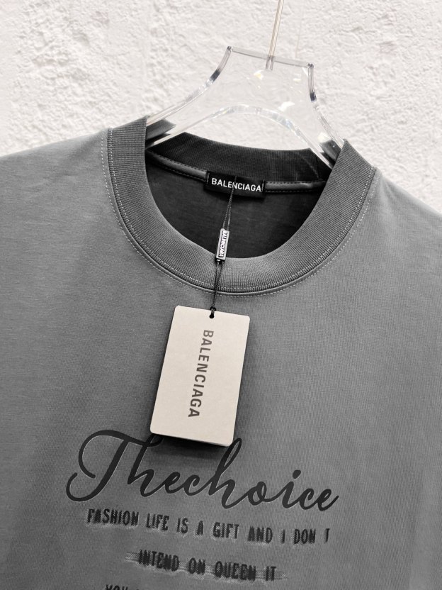 バレンシアガ「Balenciaga」ハイネックプレミアムコットン半袖Tシャツ